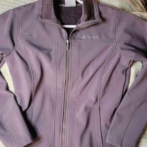 EUC Columbia Plum Shell Jacket S Soft Silky Inner, Zip Pockets Adjustable
